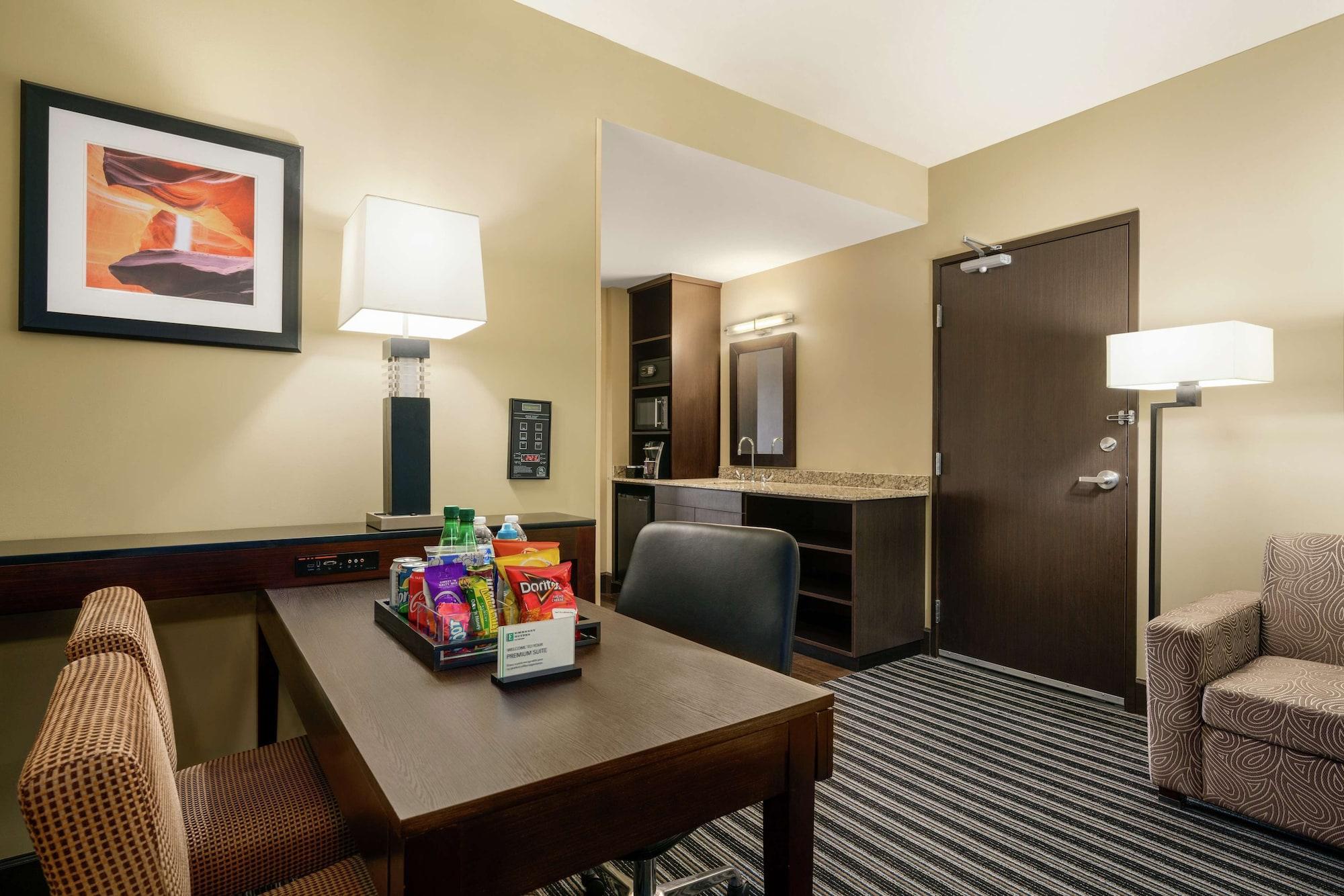 Embassy Suites By Hilton Salt Lake West Valley City Dış mekan fotoğraf