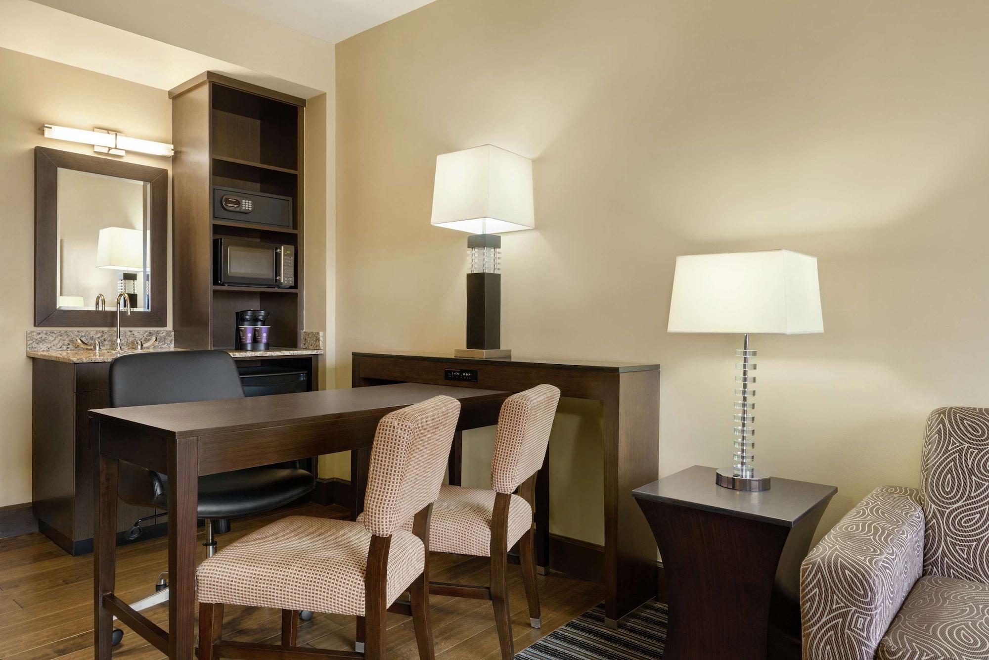 Embassy Suites By Hilton Salt Lake West Valley City Dış mekan fotoğraf